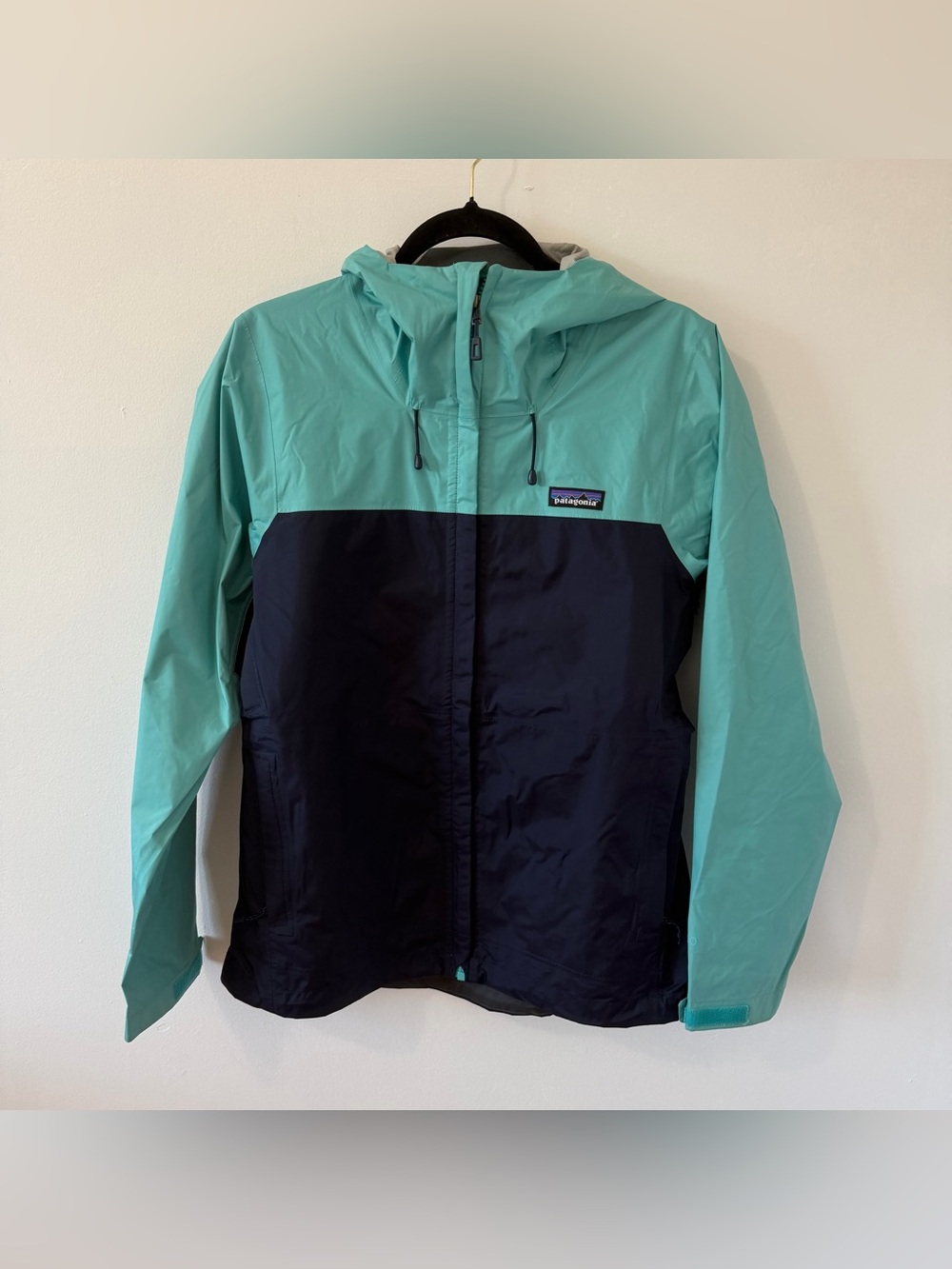 Patagonia Woman’s Torrentshell 3L H2NO Two Tone Rain Jacket Size Small